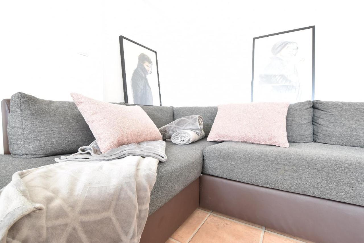Huge Apartment In Awesome Location With Parking Innsbruck Exterior foto